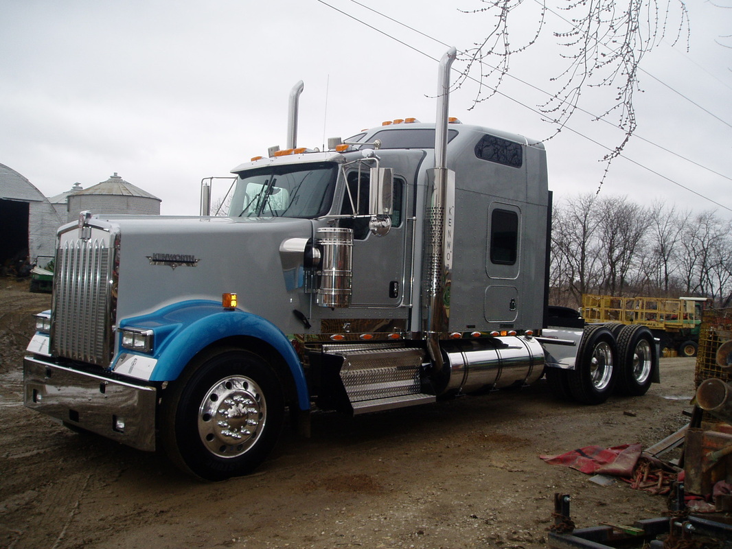 Used farm equipment for sale at Mid Iowa Equipment