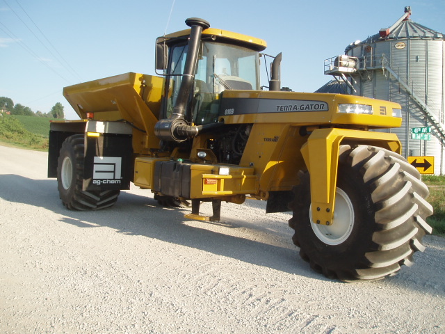 Used farm equipment for sale at Mid Iowa Equipment